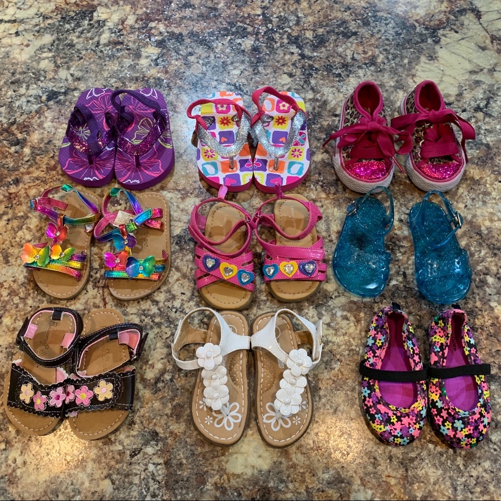 Baby size 4 (12-18 months shoes bundle